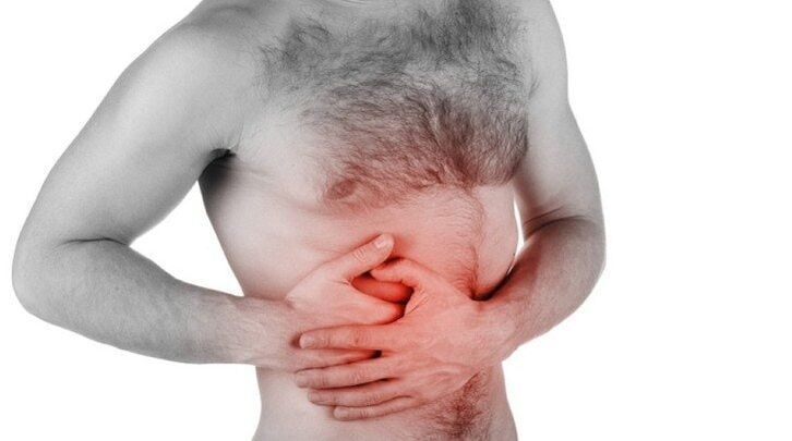 Douleur dans les organes internes irradiant vers le bas du dos